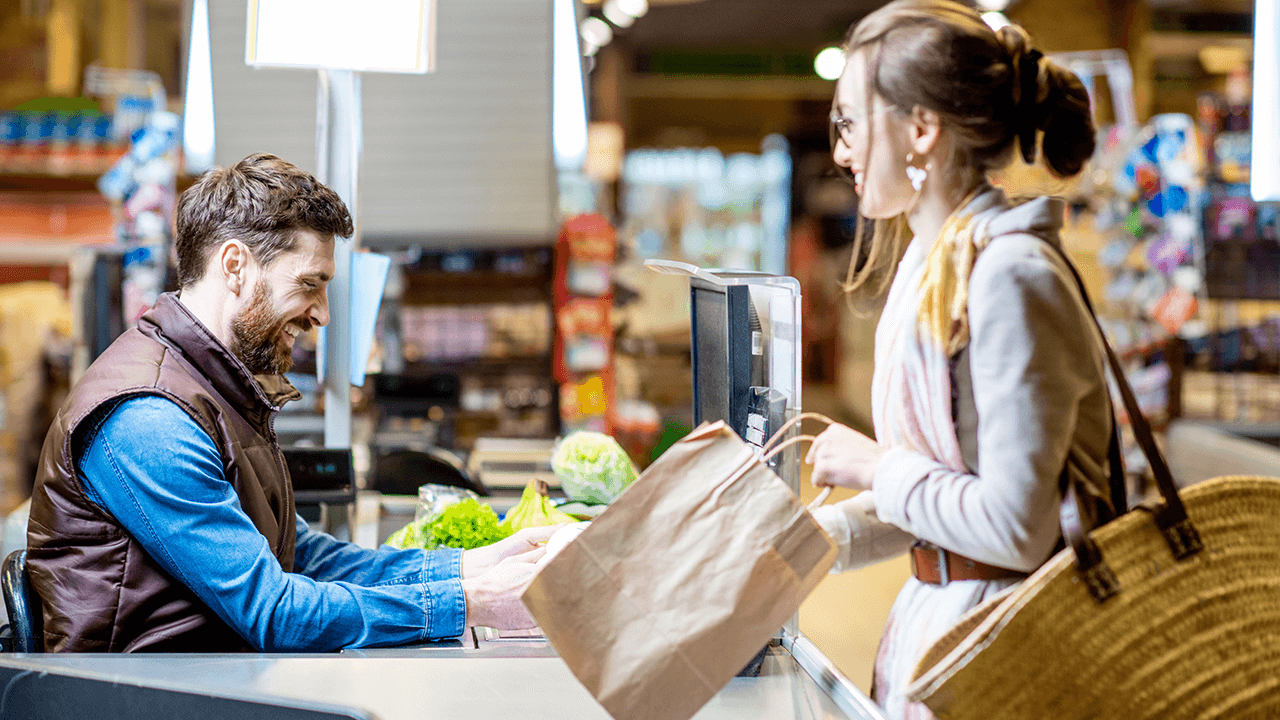 how to hire a cashier