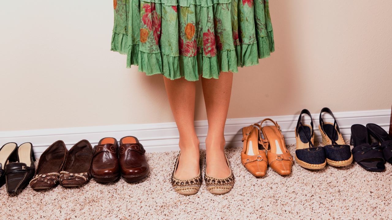 how to start a shoe business