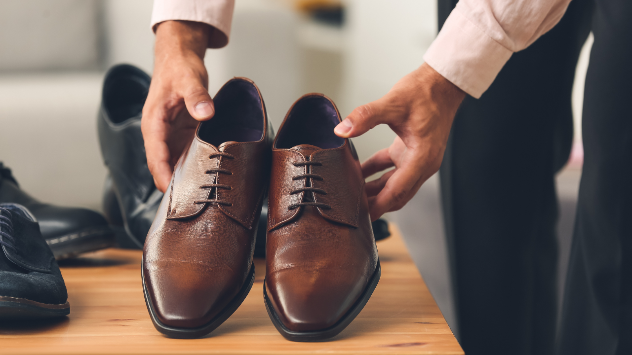 how to start a shoe business