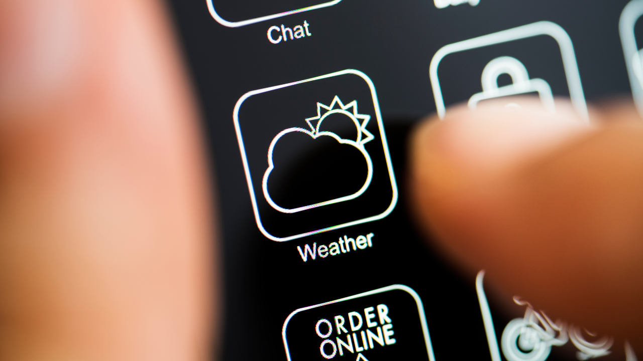 12 Best Weather Apps for Small Businesses
