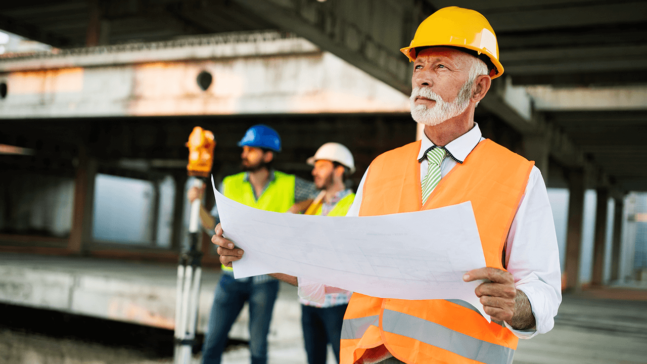 how to hire a construction manager
