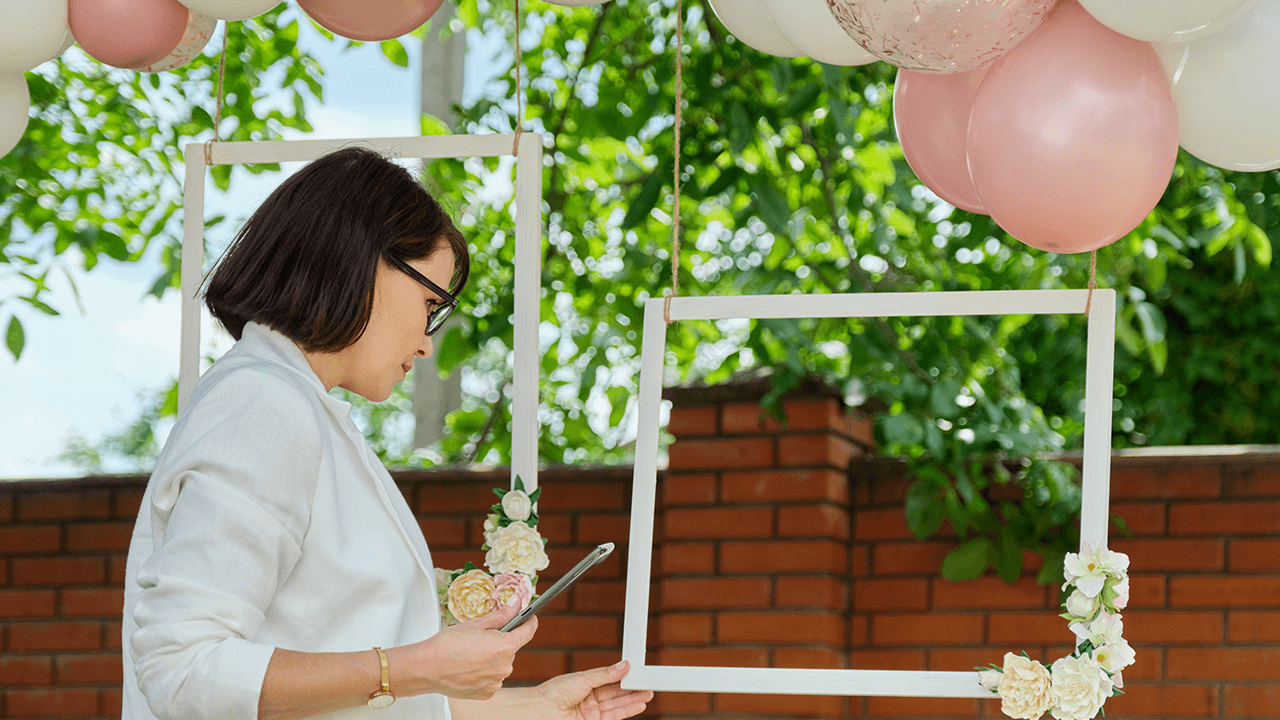 how to start a balloon business