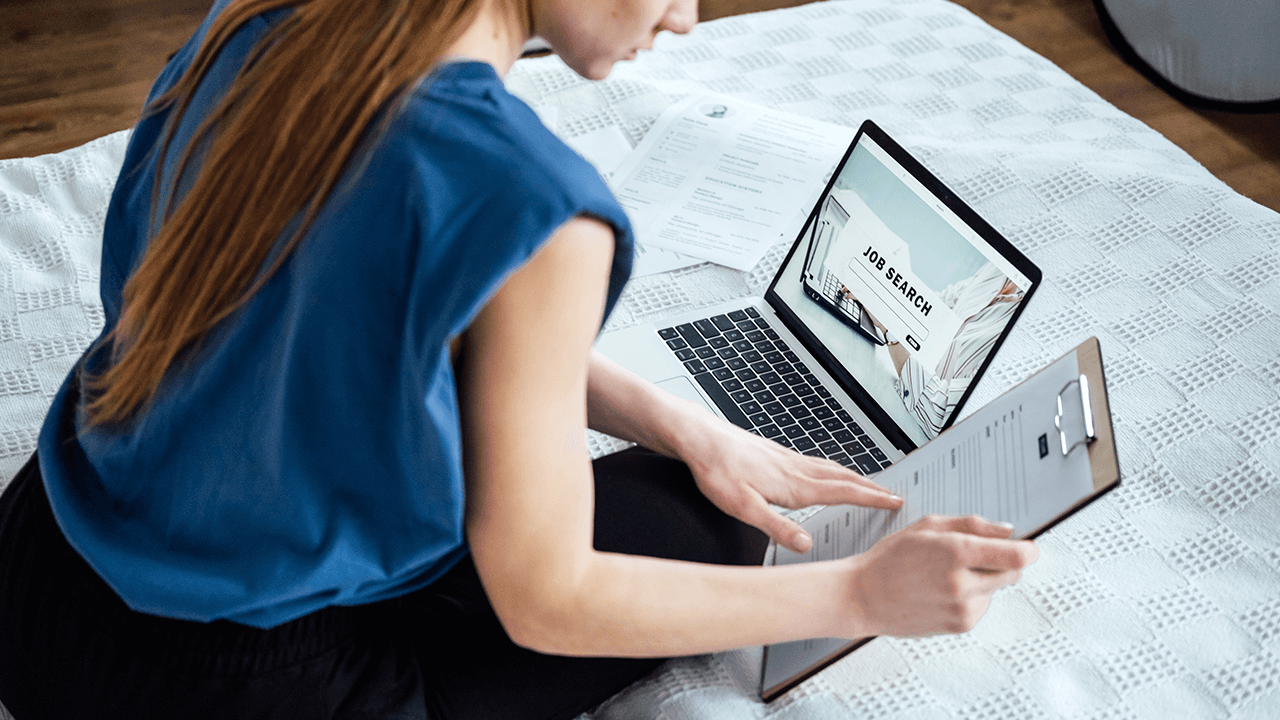 how to hire a data entry clerk