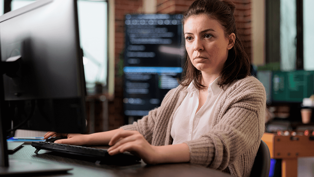 how to hire a database administrator