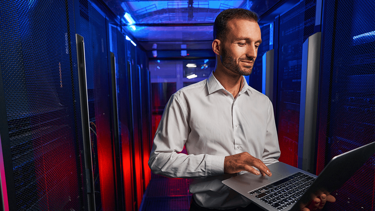 how to hire a database administrator